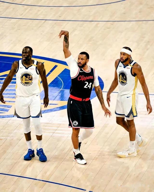 快船绝杀时刻，命运悬念点燃赛场，球队未来可期迎来胜利！的简单介绍-Kaiyun Sports